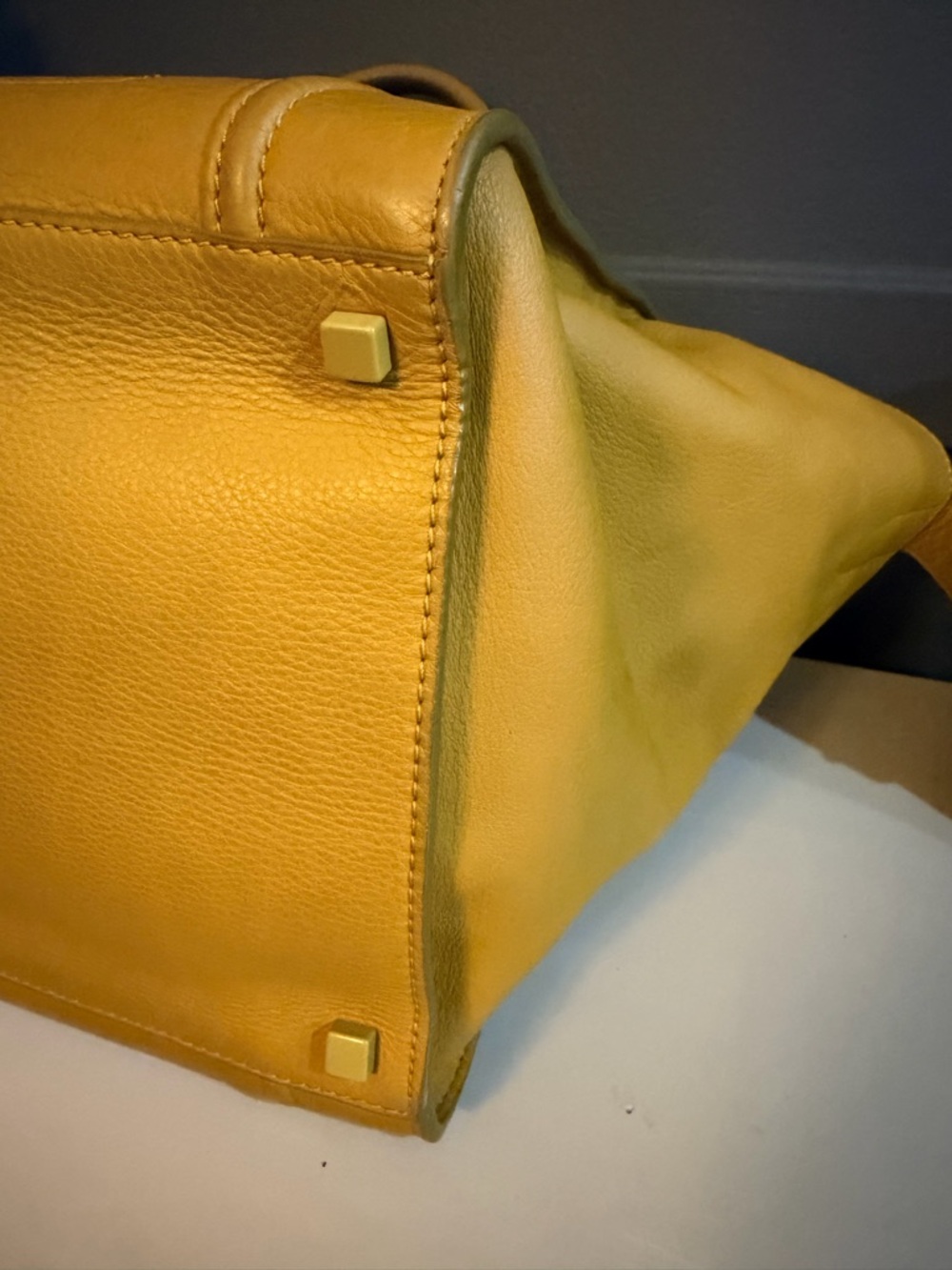 CELINE Phantom Luggage Tote – Mustard | Phoebe Philo Era - Picture 8 of 13
